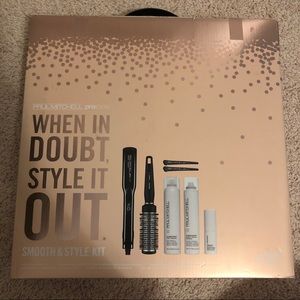 Brand New Smooth & Style Flat Iron Set